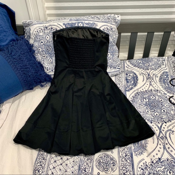 Express Strapless Dress (Black) (6) - Picture 7 of 8